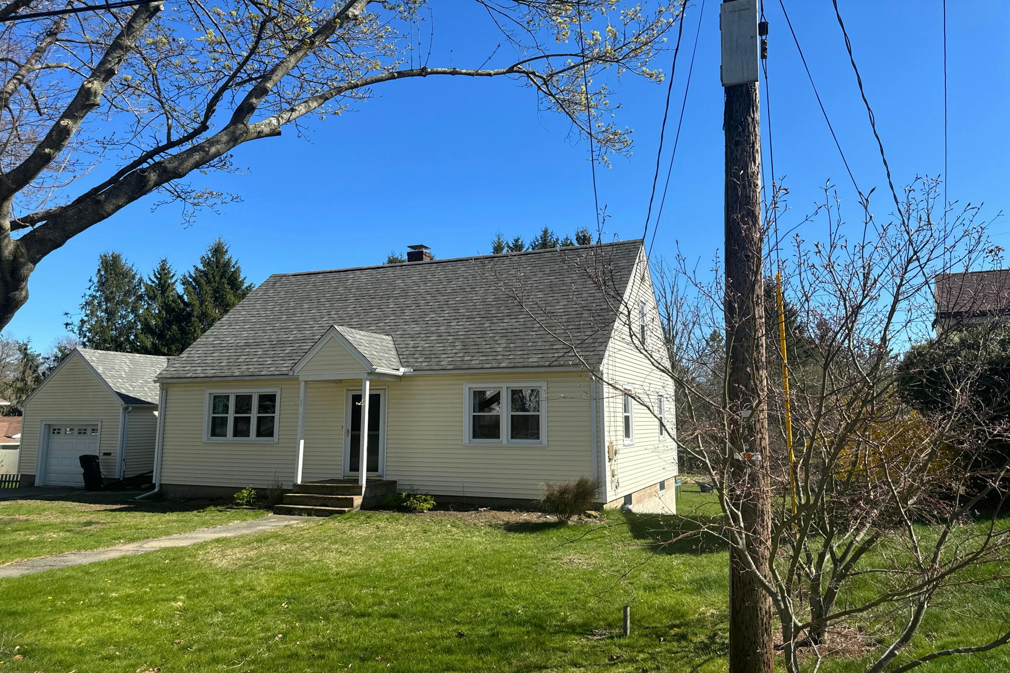 Woodlawn Cir, Portsmouth, NH 03801