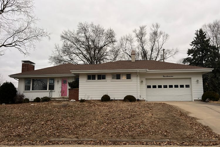 917 Lawndale Ave Lacon, IL 61540, Marshall County