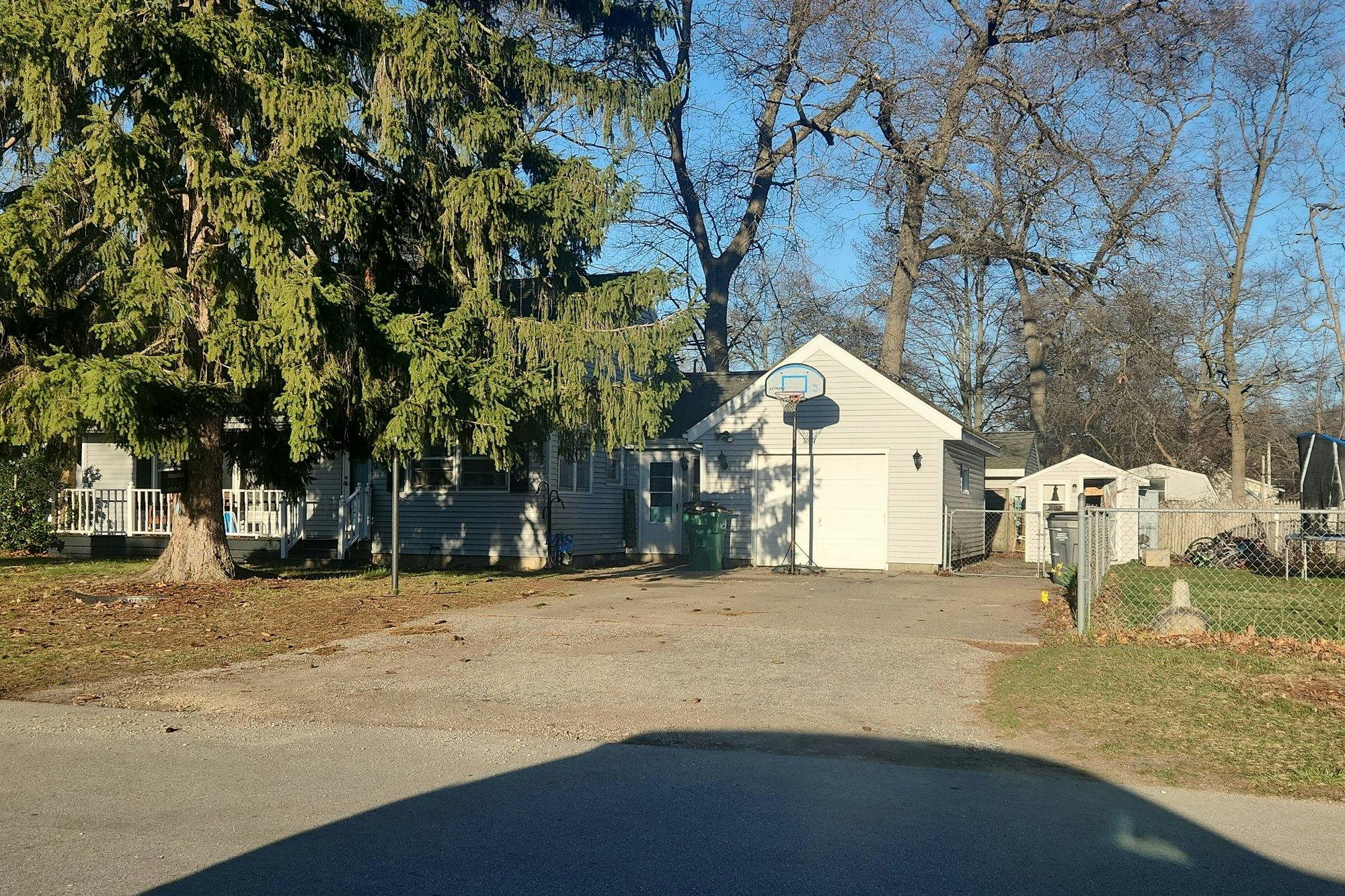 Hiawatha Dr, Norton Shores, MI 49441 #1