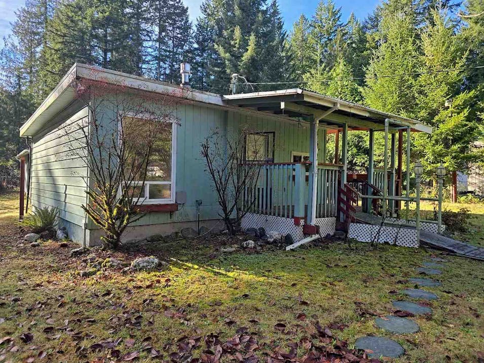 42092 Cape Horn Dr Concrete, WA 98237, Skagit County