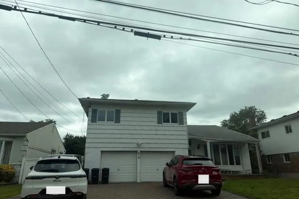 679 Jackie Lane Baldwin Harbor, NY 11510, Nassau County