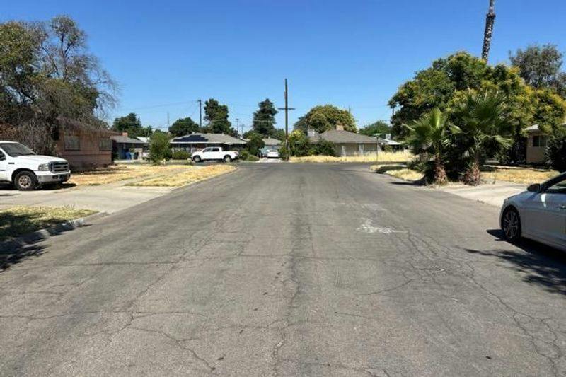 Fedora Ave, Fresno, CA 93726