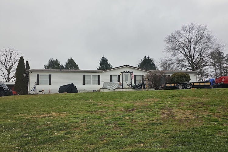 382 Sunny Brook Circle London, KY 40744, Laurel County