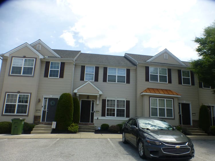 2425 Schultz Way York, PA 17402, York County