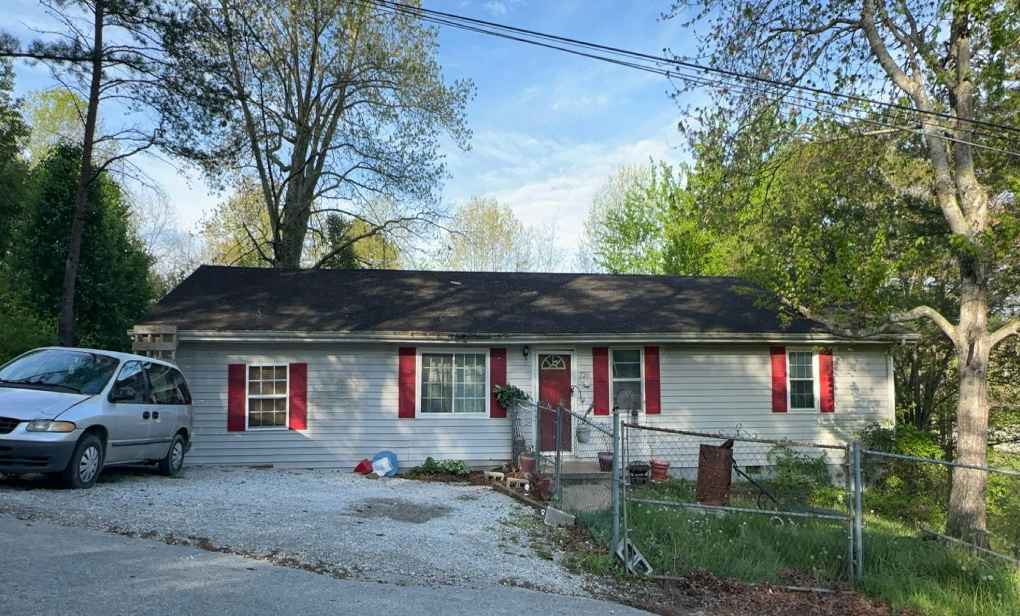 Kirby Ln, London, KY 40741
