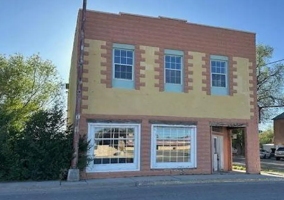 401 5th St Estancia, NM 87016, Torrance County