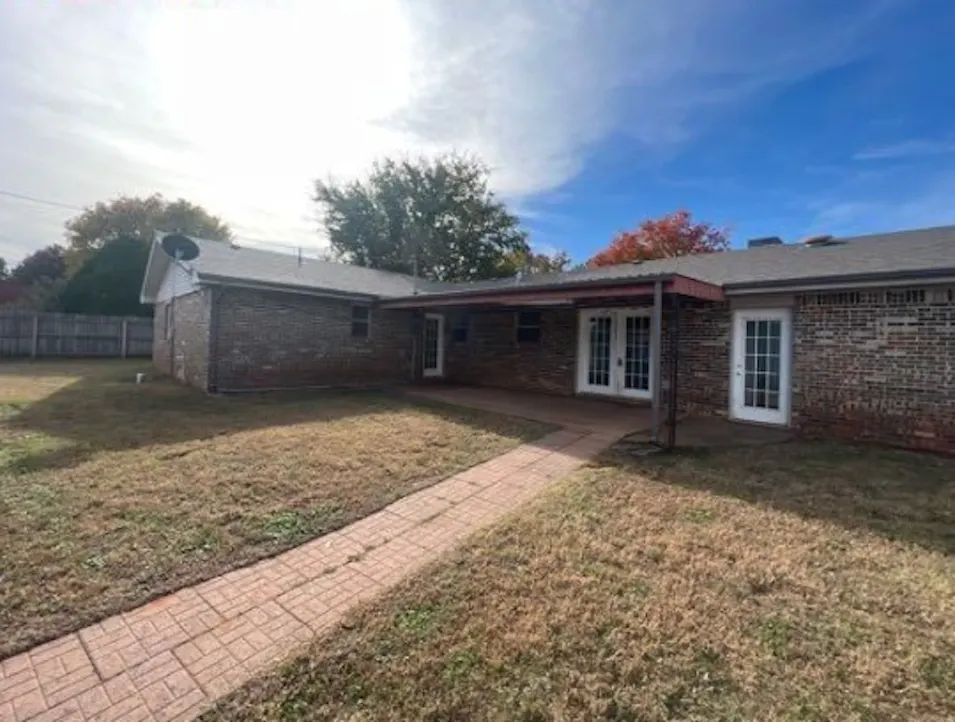 906 N Randall Ave Elk City, OK 73644, Beckham County