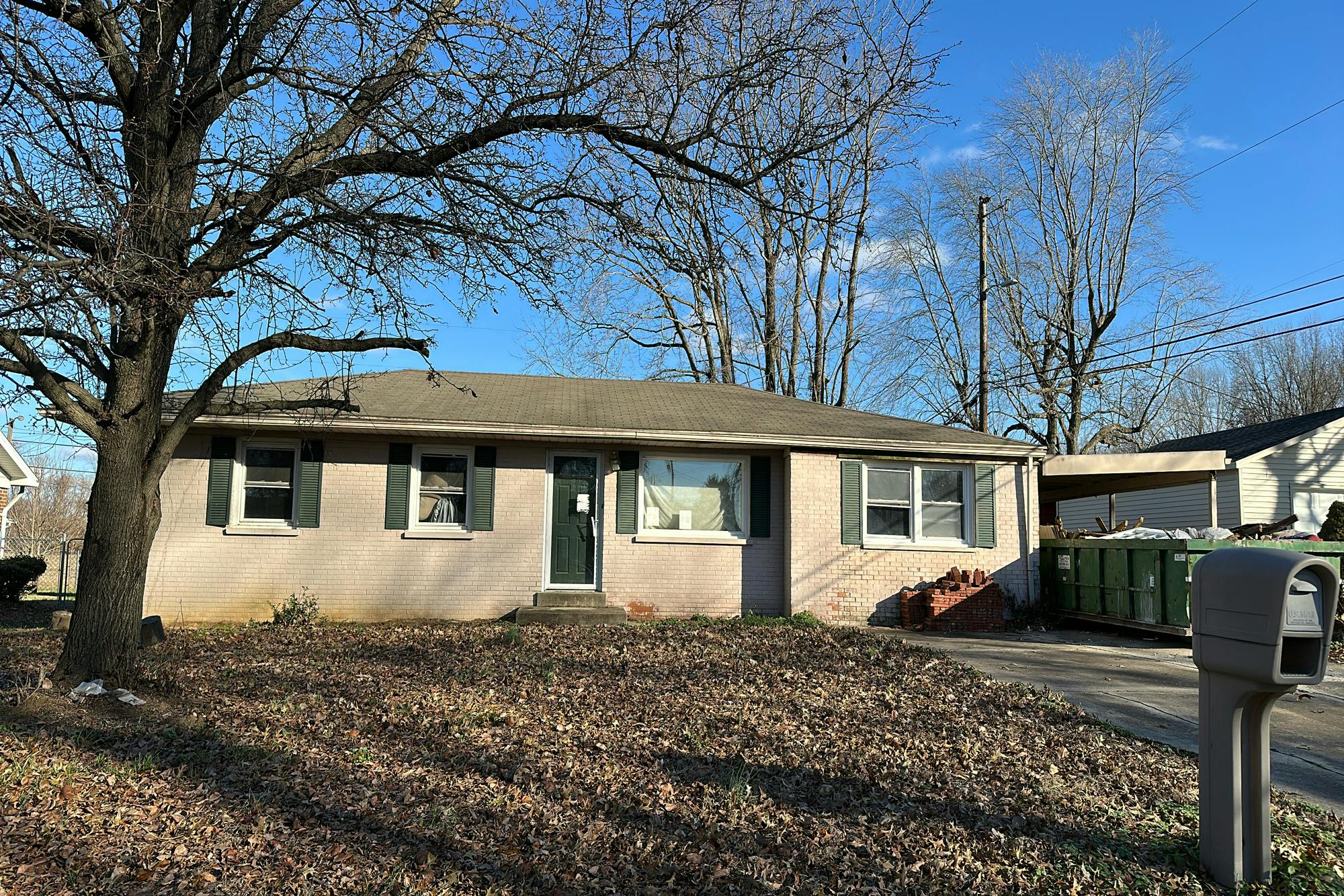 Chickasaw Dr, Evansville, IN 47715
