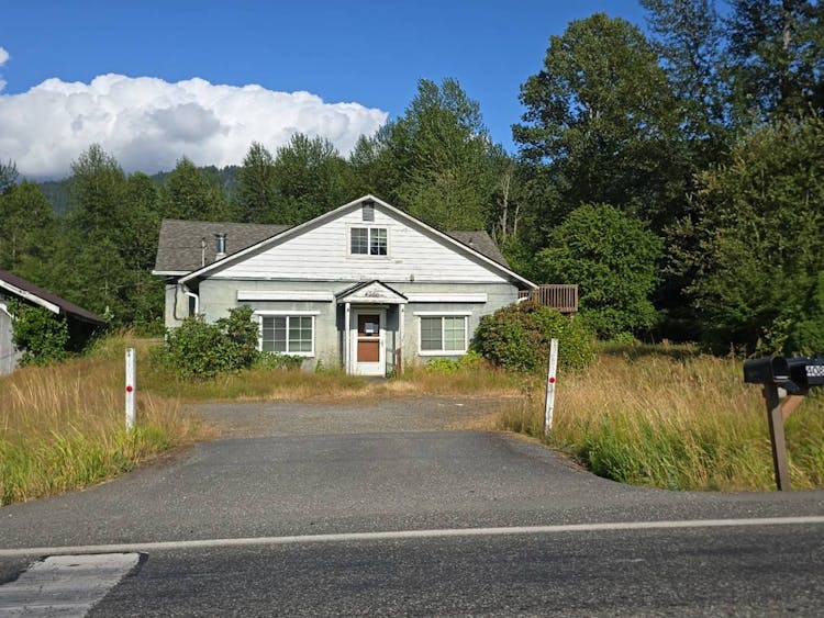 4086 Valley Hwy Deming, WA 98244, Whatcom County