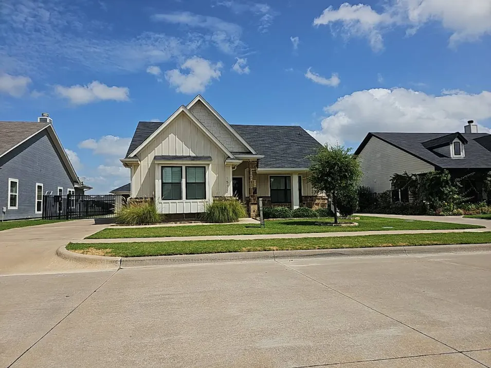 1572 Lizzie Ln Burleson, TX 76028, Johnson County