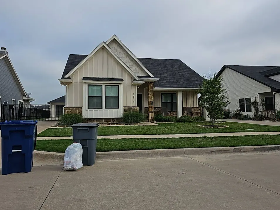 1572 Lizzie Ln Burleson, TX 76028, Johnson County