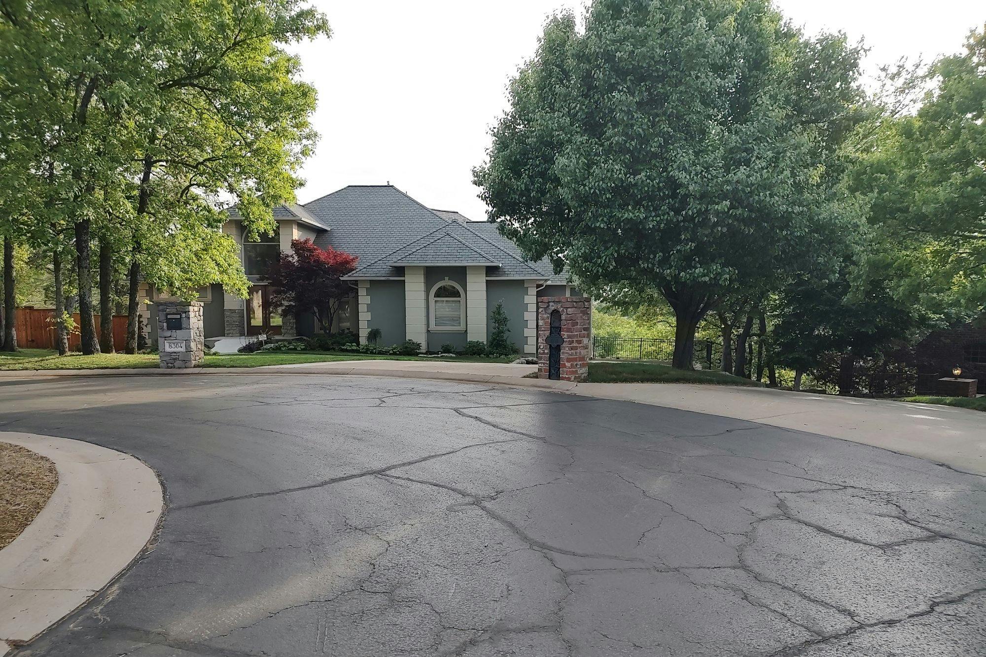 Allegheny Ave, Tulsa, OK 74137