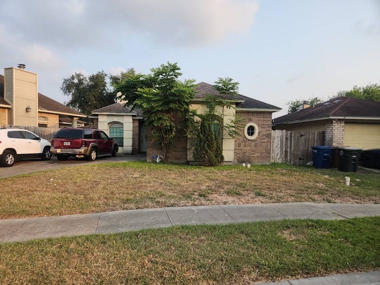 2565 Crestlea Drive Corpus Christi, TX 78415, Nueces County