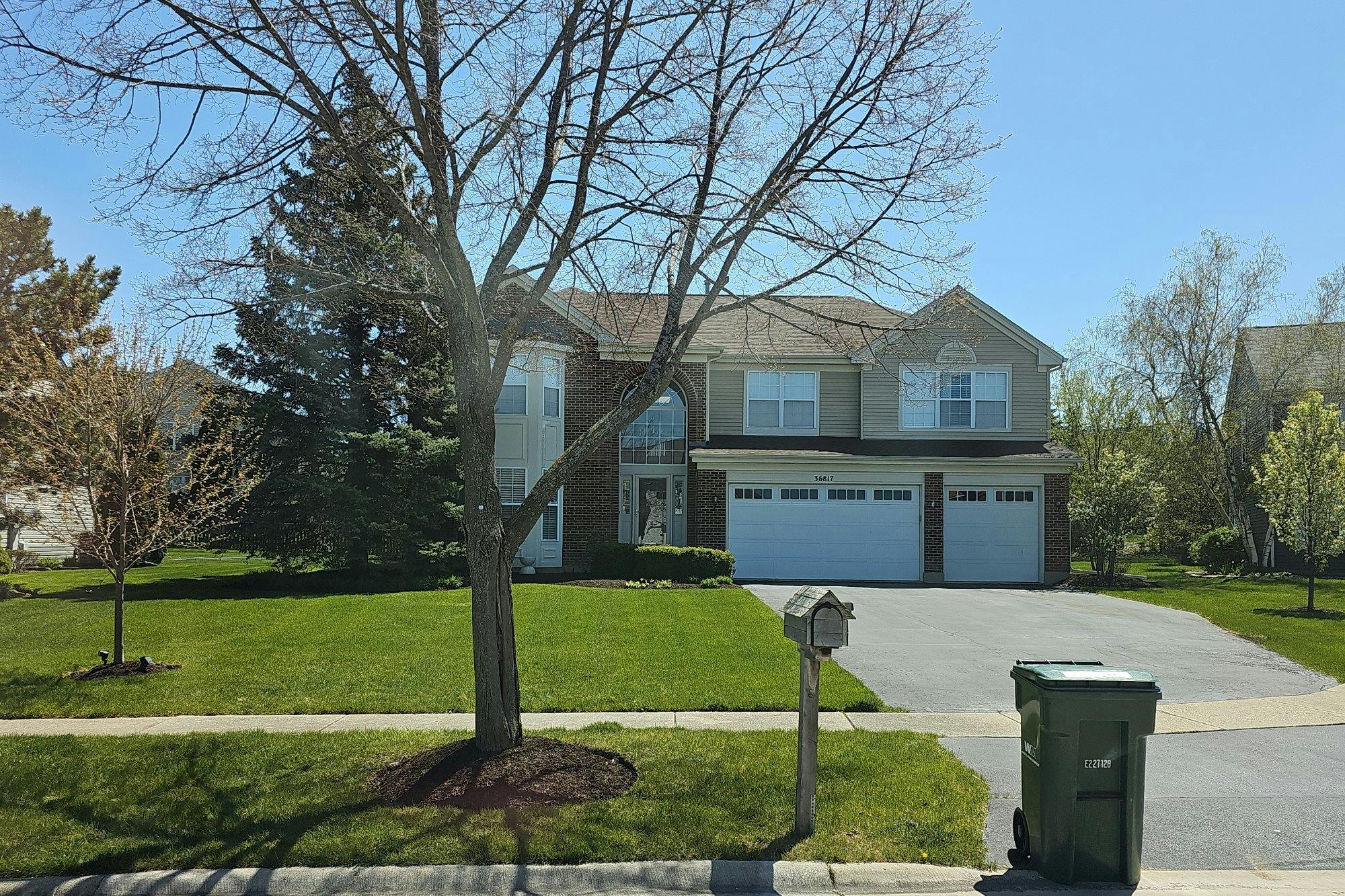 Russell Blvd, Saint Louis, MO 63110