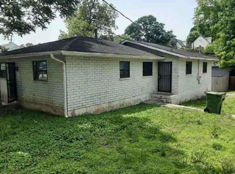 1177 SW Smith Street Atlanta, GA 30310, Fulton County