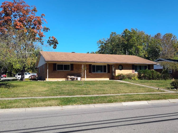 310 Lawndale Ave Lebanon, OH 45036, Warren County