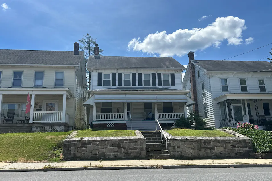 322w Broadway Red Lion, PA 17356, York County