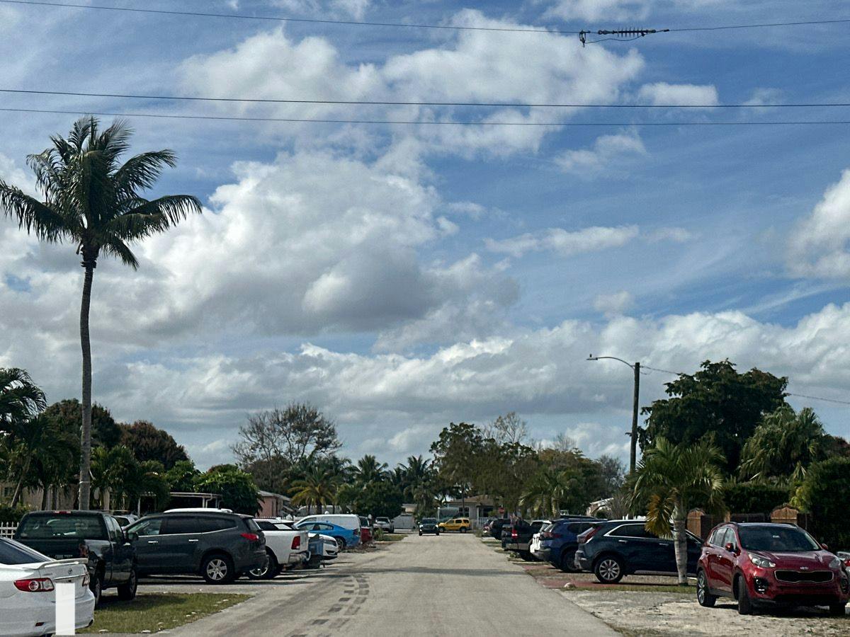 35th St, Hialeah, FL 33013