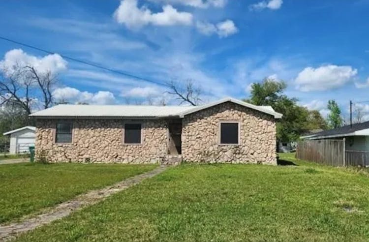 400 Landry St Sulphur, LA 70663, Calcasieu Parish County