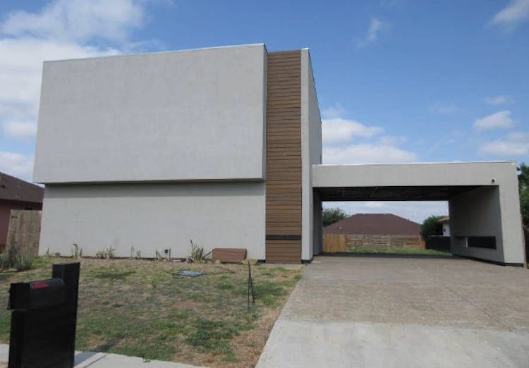 416 Wye Oak Laredo, TX 78043, Webb County