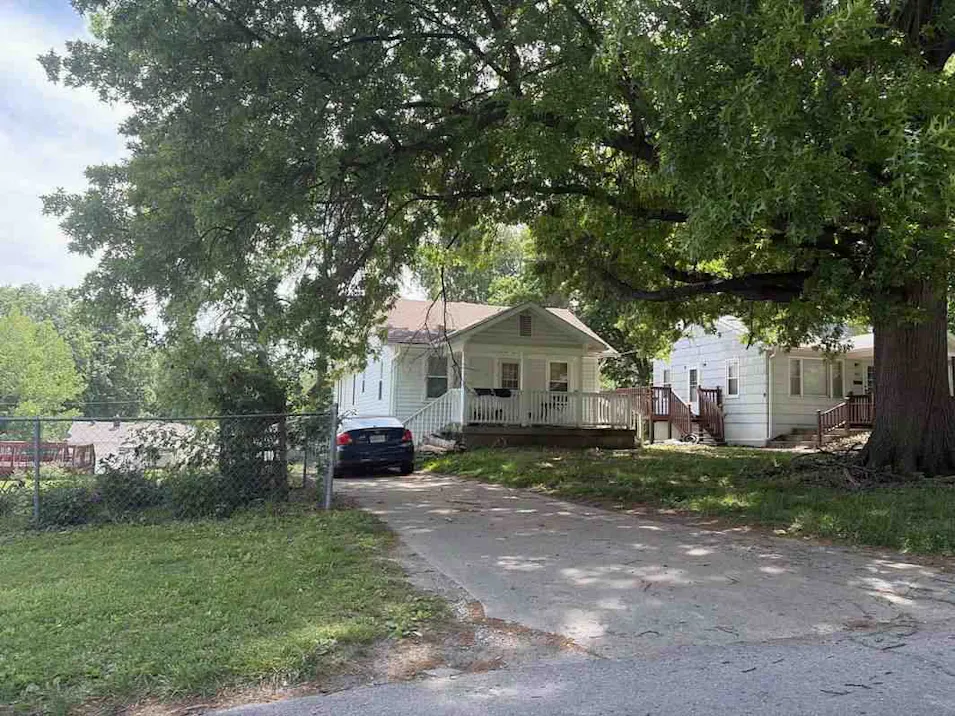 439 E Aberdeen St Independence, MO 64055, Jackson County