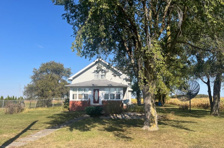 21361 W Hellwig Rd Genoa, OH 43430, Ottawa County