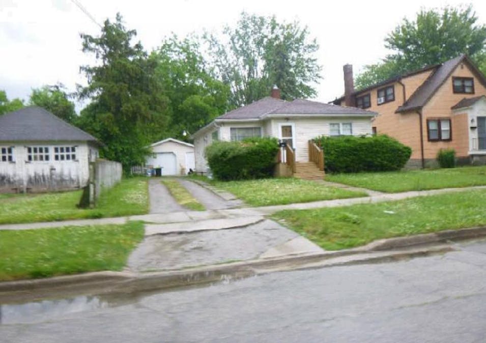 910s Webster St Saginaw, MI 48602, Saginaw County