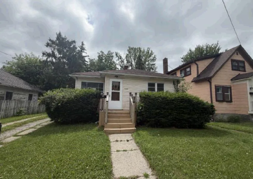 Webster St, Saginaw, MI 48602 #1