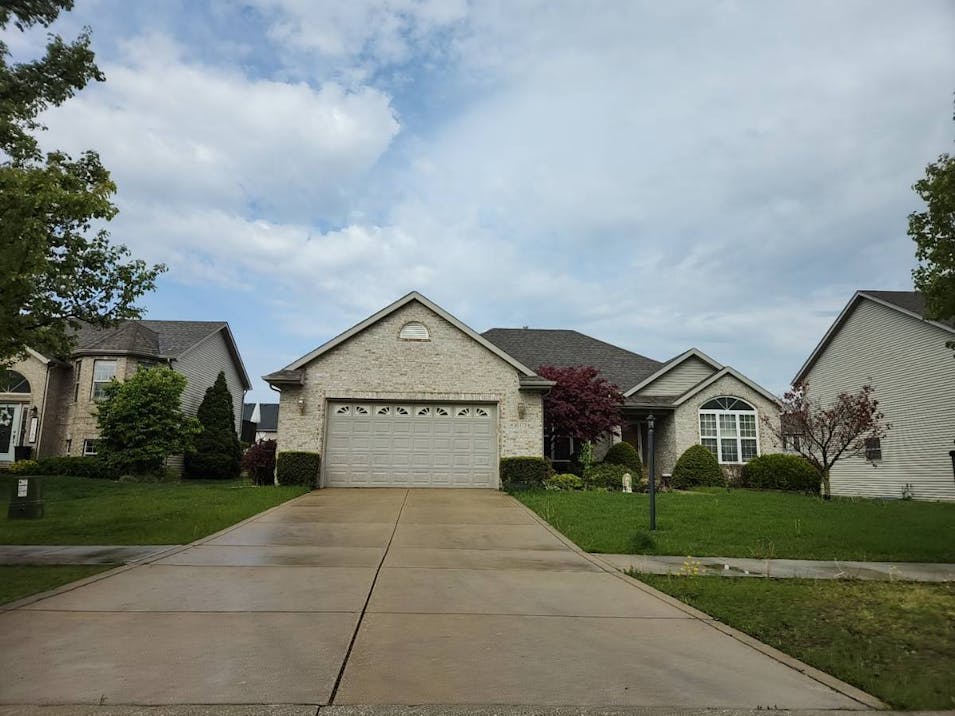 10372 Price St Winfield, IN 46307, Lake County