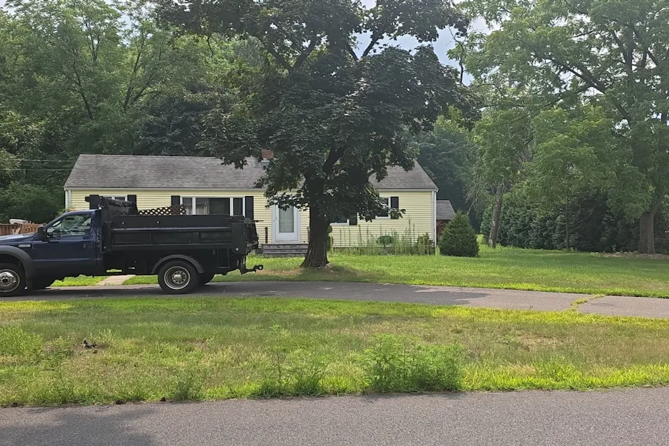 267 Scantic Rd East Windsor, CT 06088, Hartford County