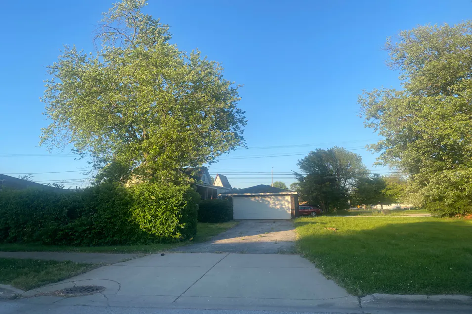 719 Greenbay Ave Calumet City, IL 60409, Cook County