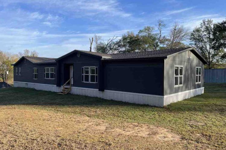 18533 Fm 850 Arp, TX 75750, Smith County