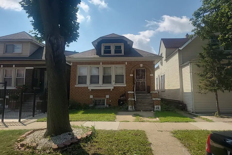4913 W Bloomingdale Ave Chicago, IL 60639, Cook County