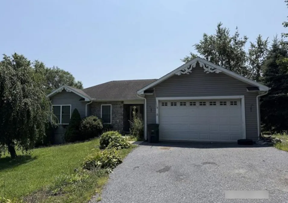 5 Brubeck Circle Marysville, PA 17053, Cumberland County