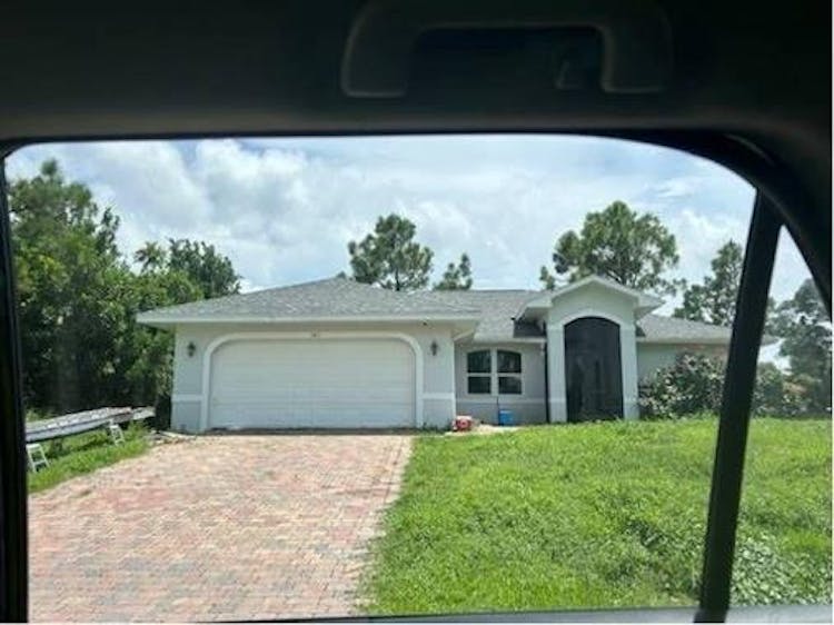 3811 6th St Sw Lehigh Acres, FL 33976, Lee County