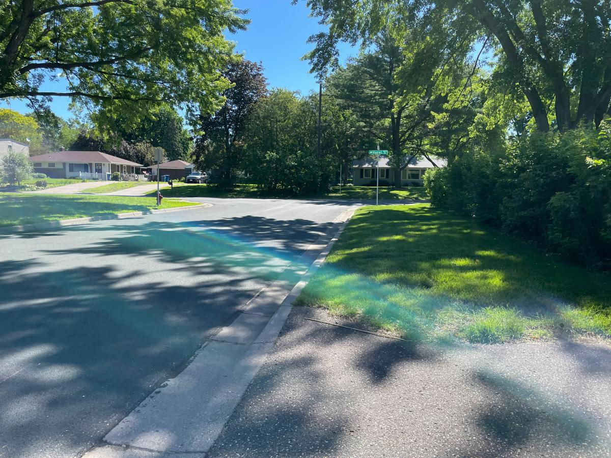 Ronald Ave, Saint Paul, MN 55110