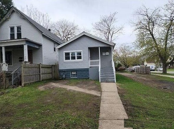 A★ 10236 S Eggleston Ave, Chicago, IL 60628, Cook County
