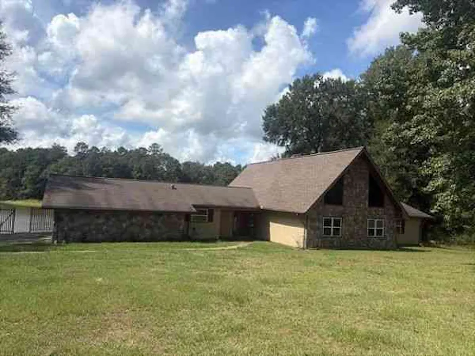 25475 Lake Choctaw Dr Franklinton, LA 70438, Washington County
