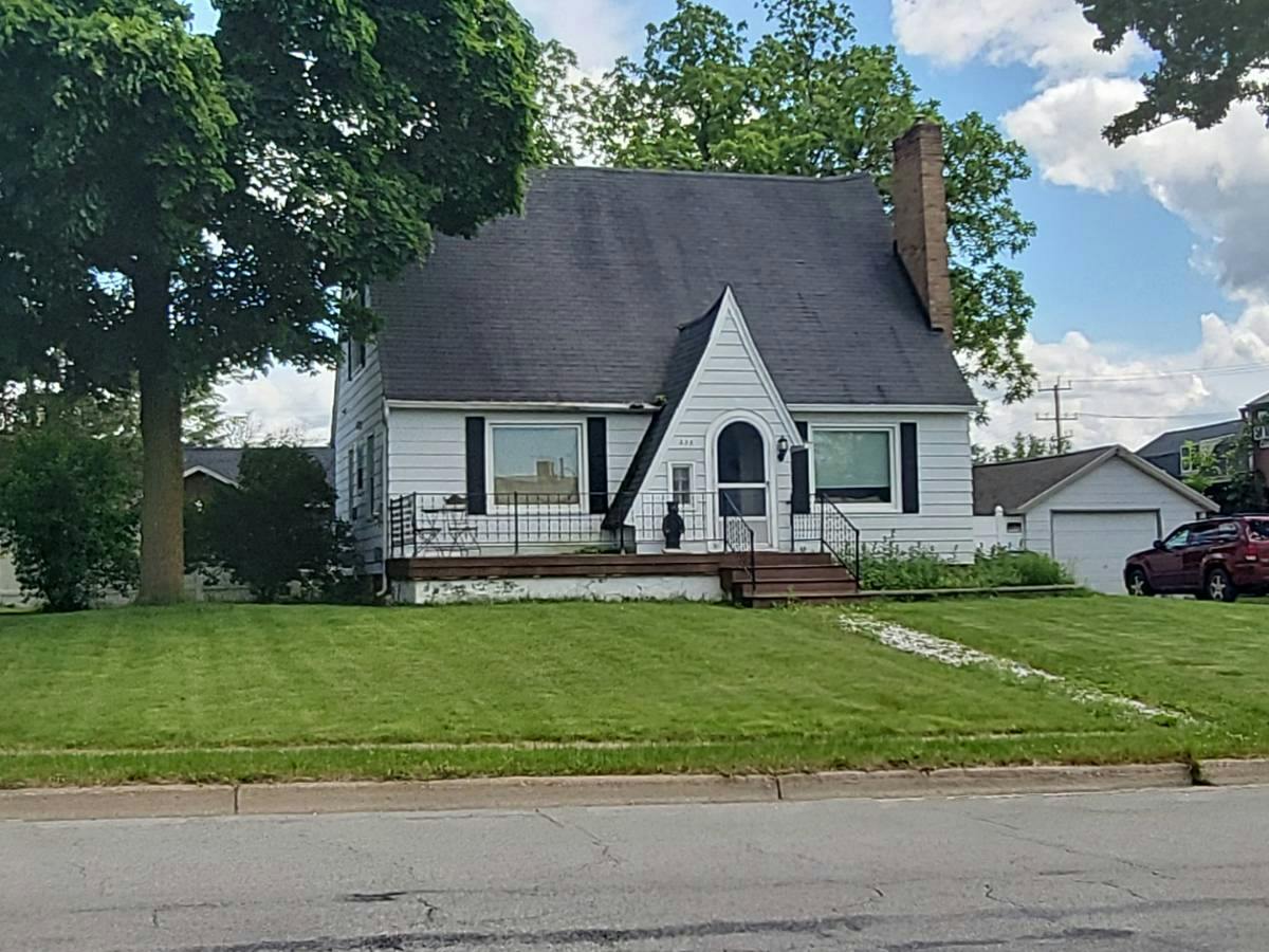 Nepessing St, Lapeer, MI 48446 #1