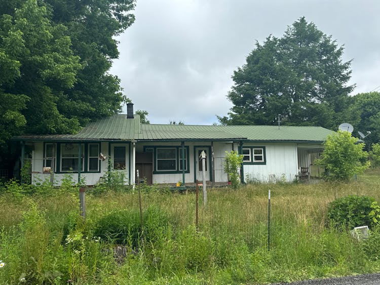 36 Shoemake Road Crossville, TN 38571, Cumberland County