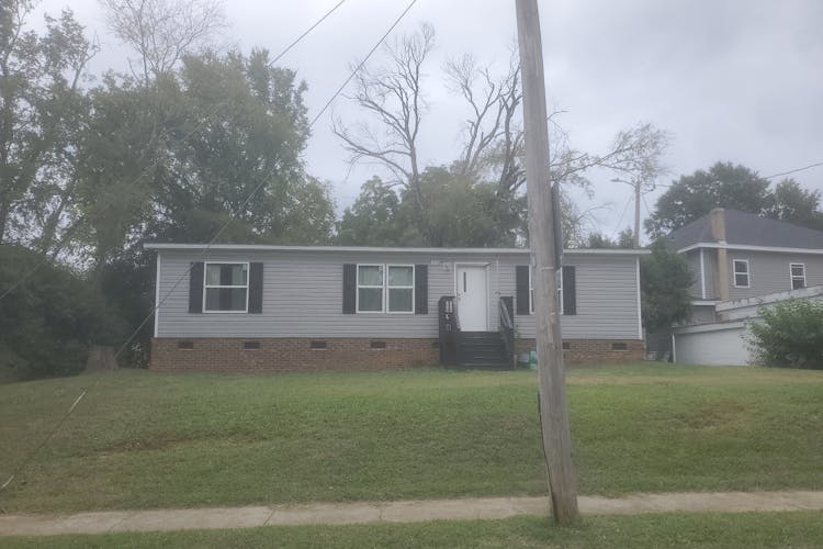 105 Hunter Street Lancaster, SC 29720, Lancaster County