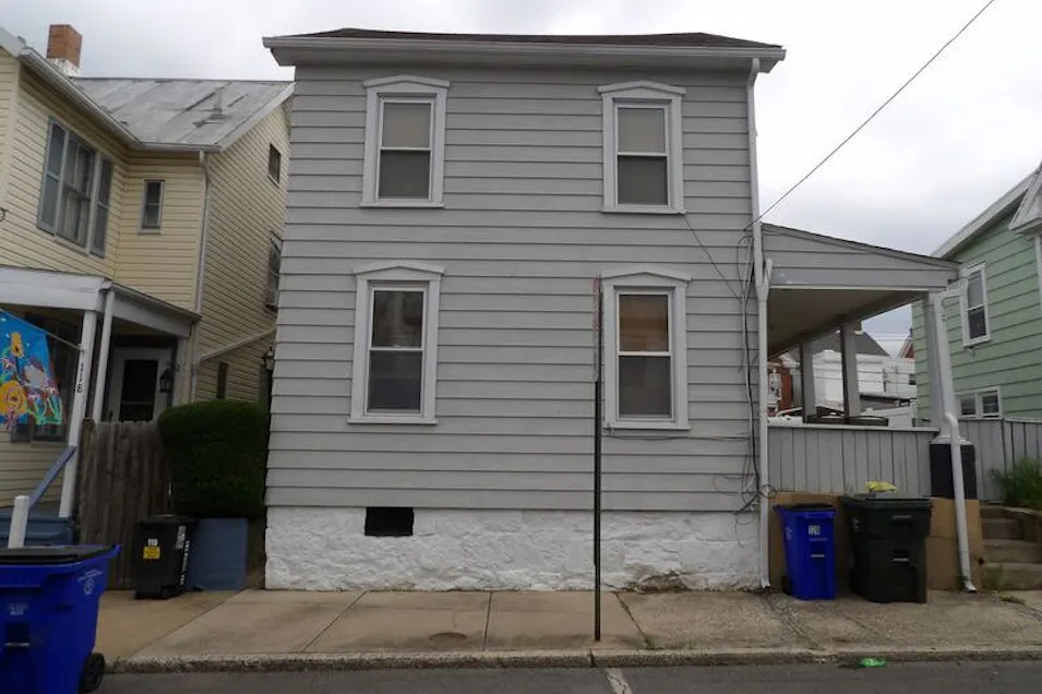 120 John St Hagerstown, MD 21740, Washington County