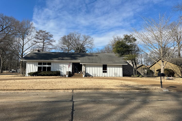 107 Country Club Rd West Memphis, AR 72301, Crittenden County