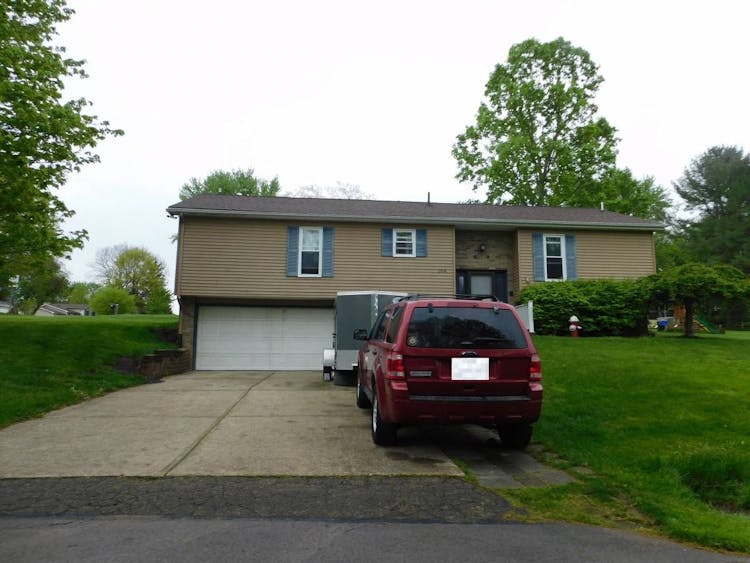 104 Evergreen Dr Edinboro, PA 16412, Erie County