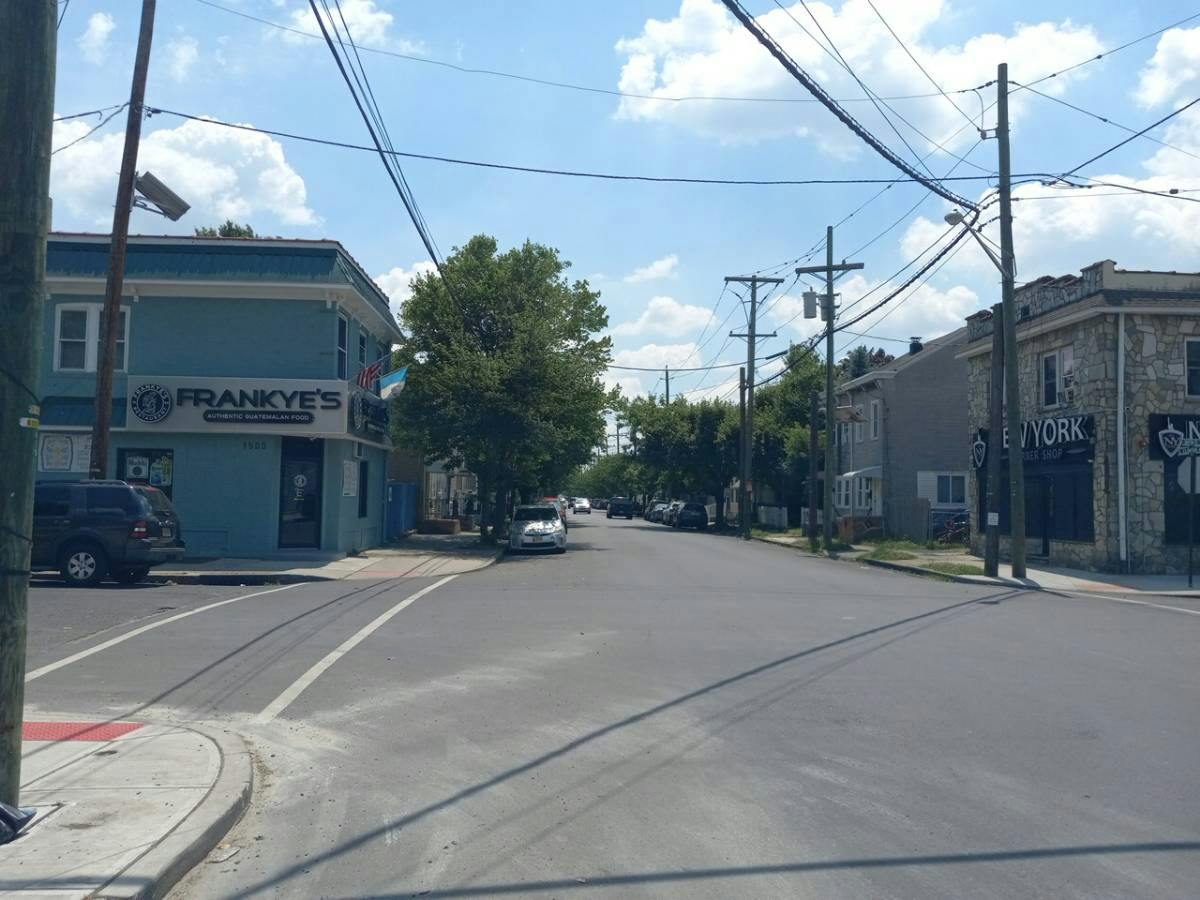 Clinton Ave, Trenton, NJ 08610
