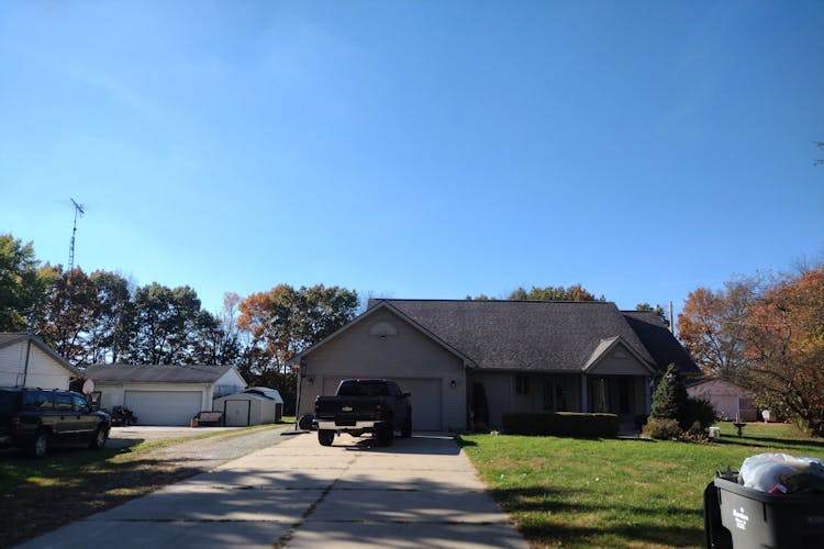 52115 Iris Court Elkhart, IN 46514, Elkhart County