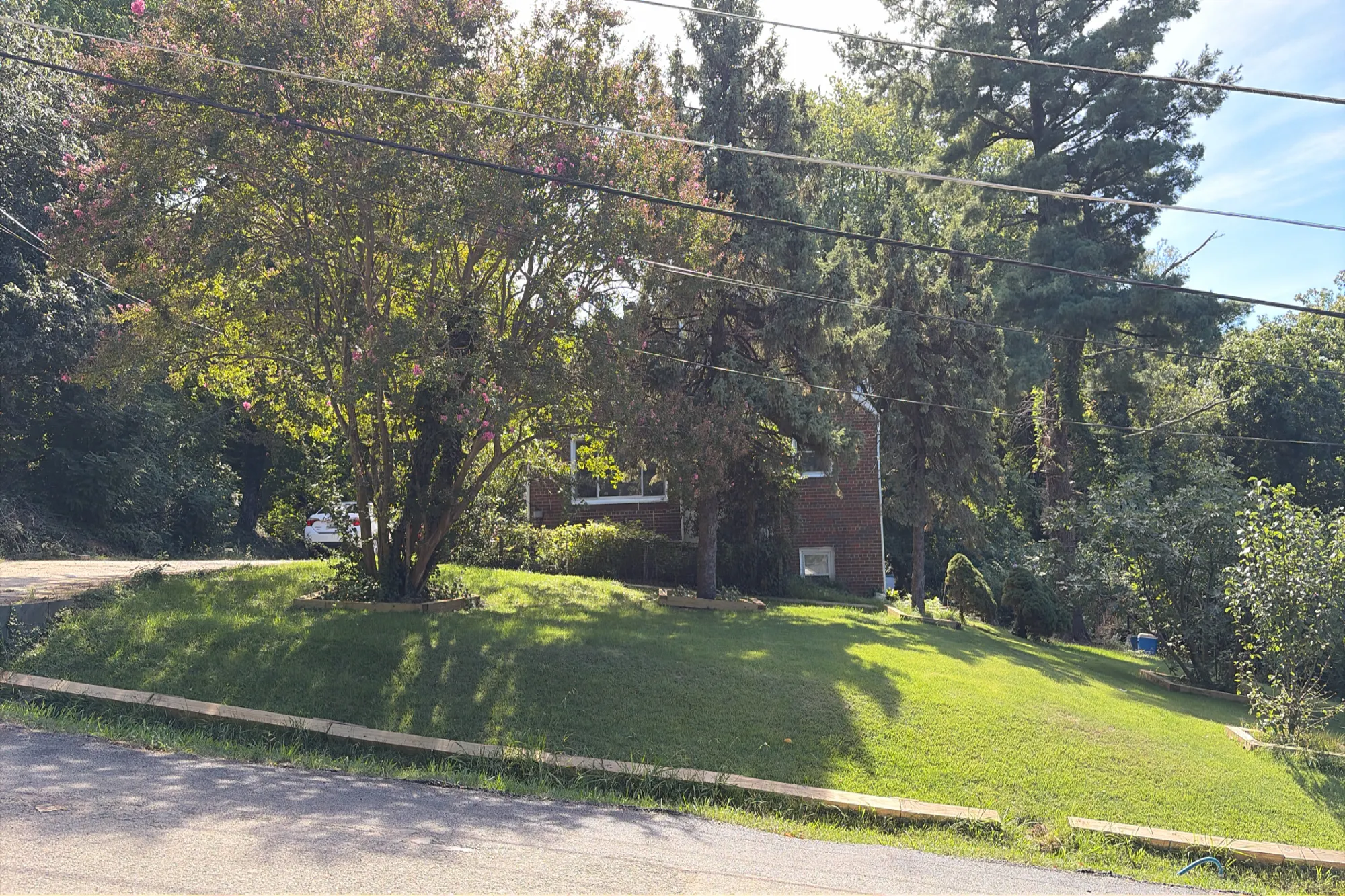 Balmoral Dr, Oxon Hill, MD 20745