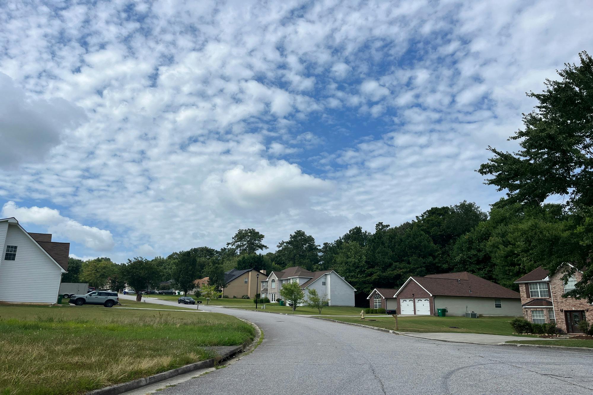 Hill Creek Cv, Lithonia, GA 30058