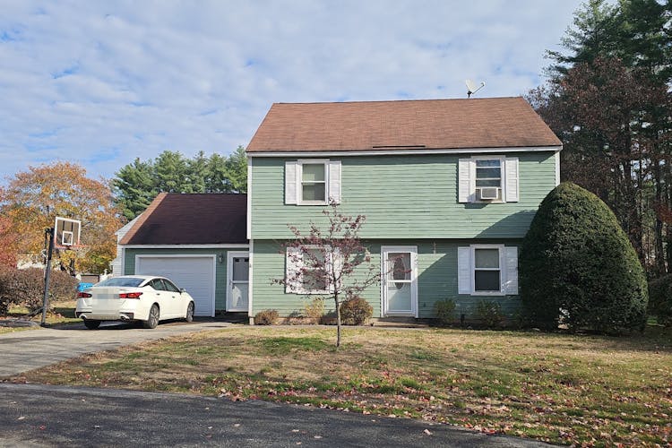 14 Winding Brook Lane, Unit 10, Winding Brook Estates Merrimack, NH 03054, Hillsborough County