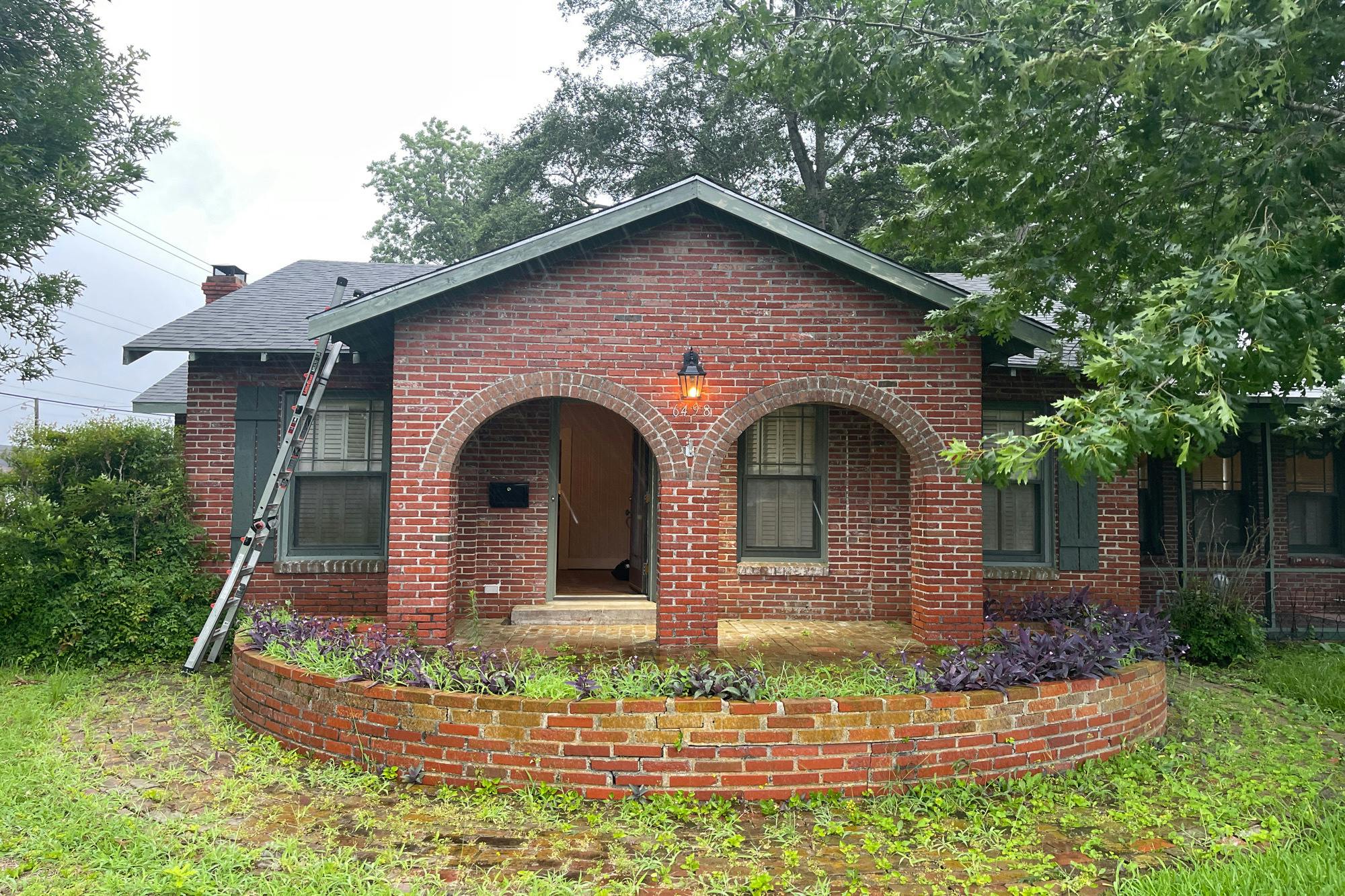 Jefferson Blvd, Groves, TX 77619